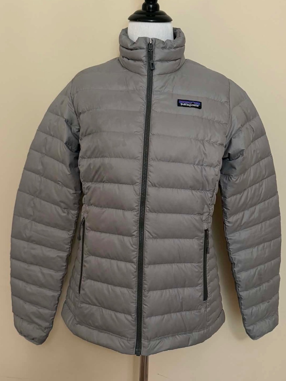 Patagonia Down Sweater Full Zip Womens  Puffer Jacket